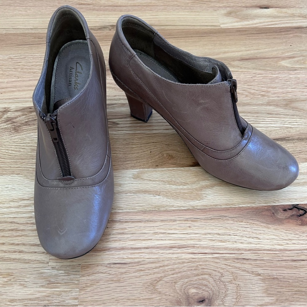 Clarks Taupe Leather Ankle Booties with Front Zipper